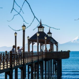 Islas y Lagos del Sur
